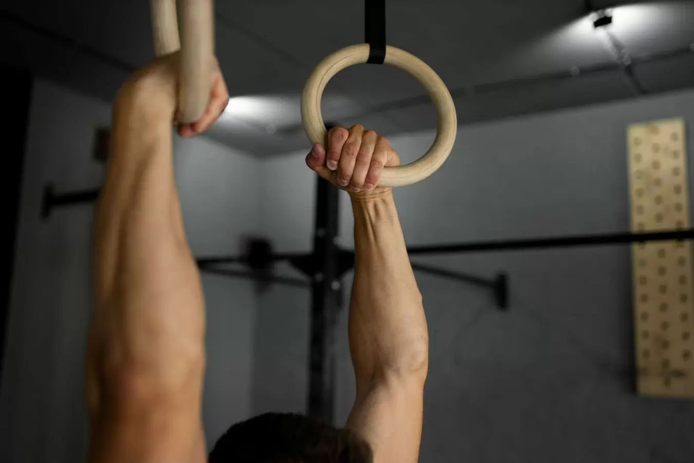  Gymnastic Rings Exercises: Mastering Basic Skills for Beginners